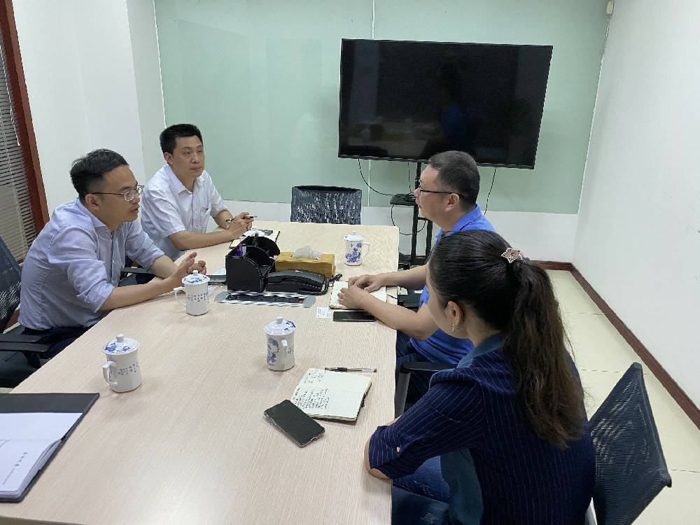 无锡市工信局领导来开云网页版页面-开云online(中国)科技开展“三联三解”活动